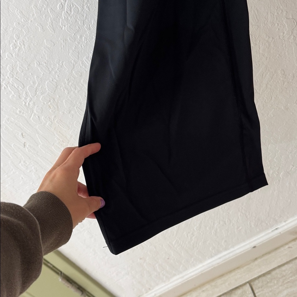 OQQ Medium Black Flare Wide Leg Pull On Athletic Casual Pants NEW - Picture 2 of 4